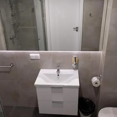 Apartment Sloneczna 42 *